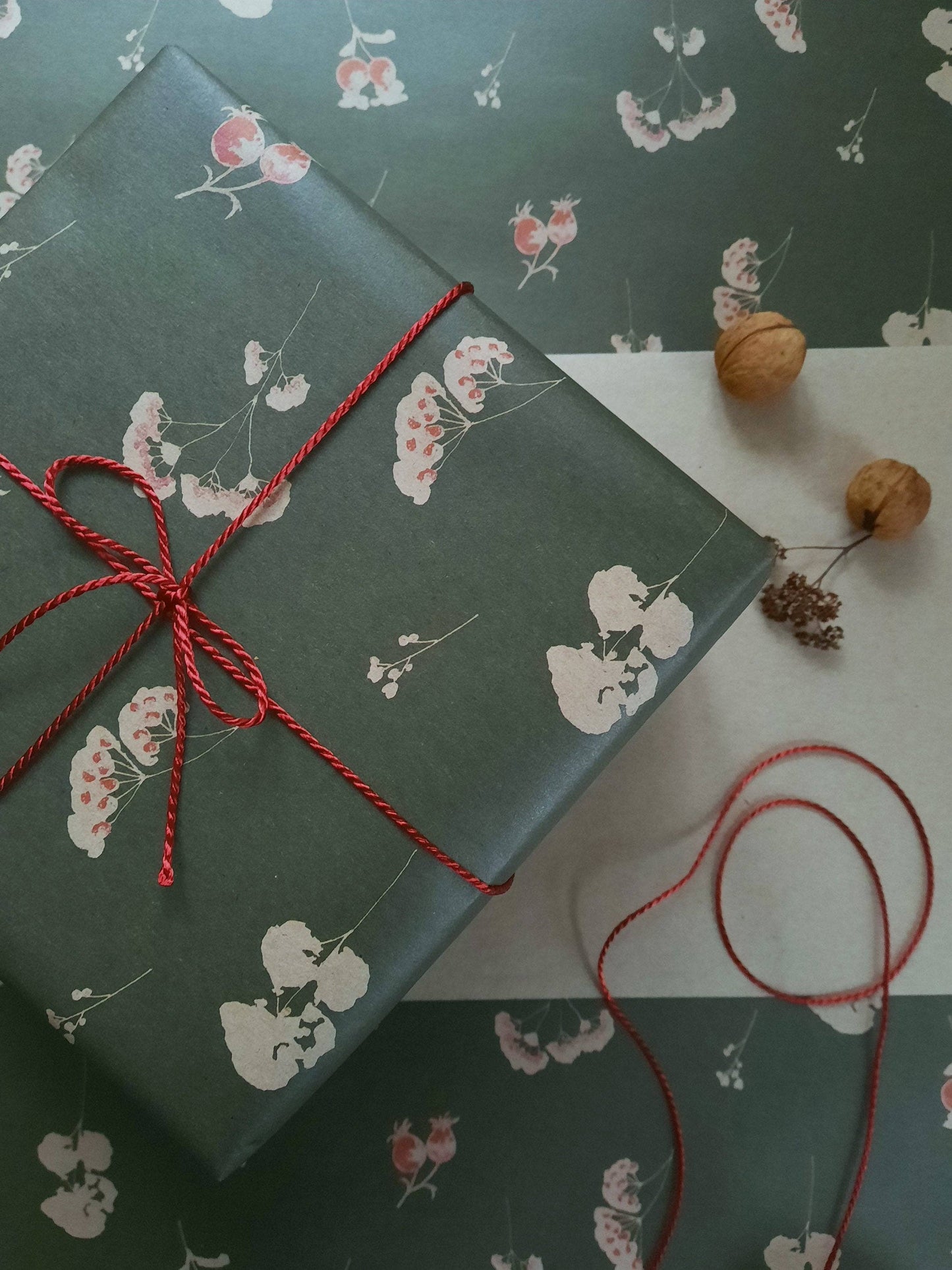 Floral Deep Green Kraft Wrapping Paper - Set of 3
