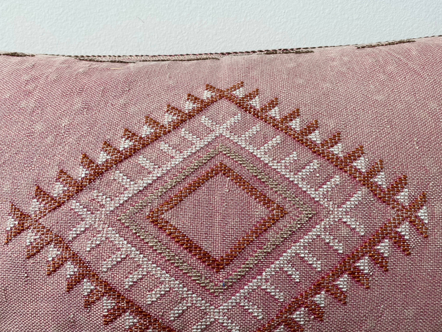 XL Silk Sabra Cover in Pink