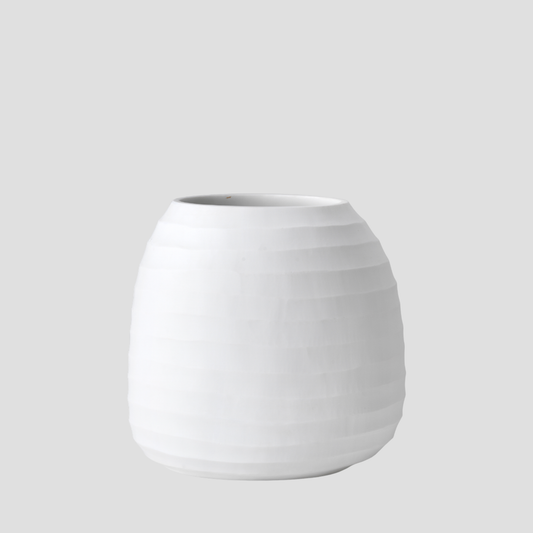 Organic Vase 02 - Opal White