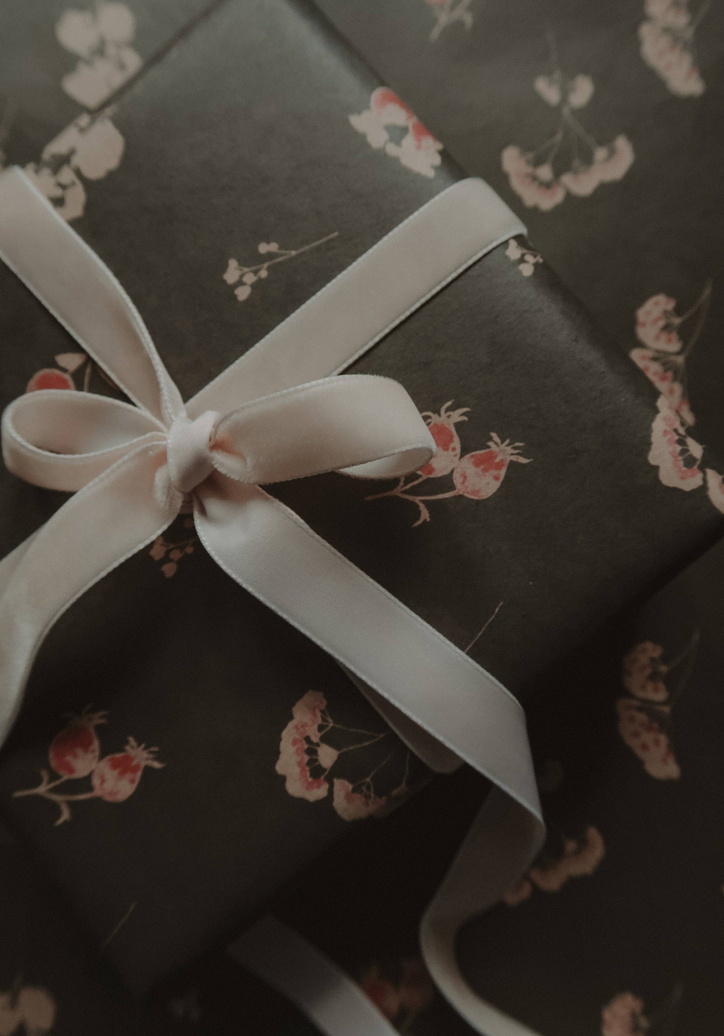 Floral Deep Green Kraft Wrapping Paper - Set of 3