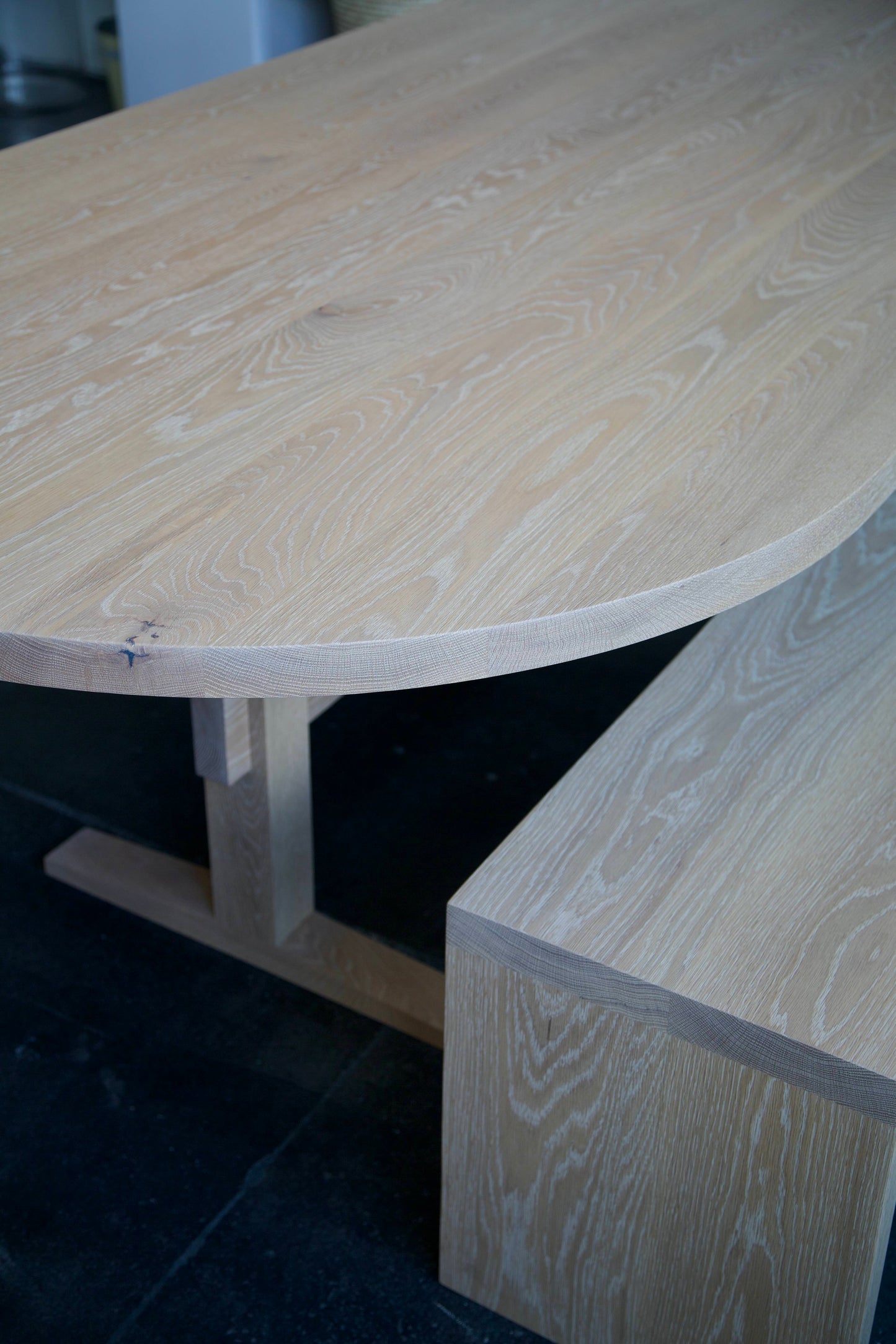 Hallis Dining Table
