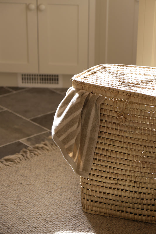 Laundry Basket w/ Lid