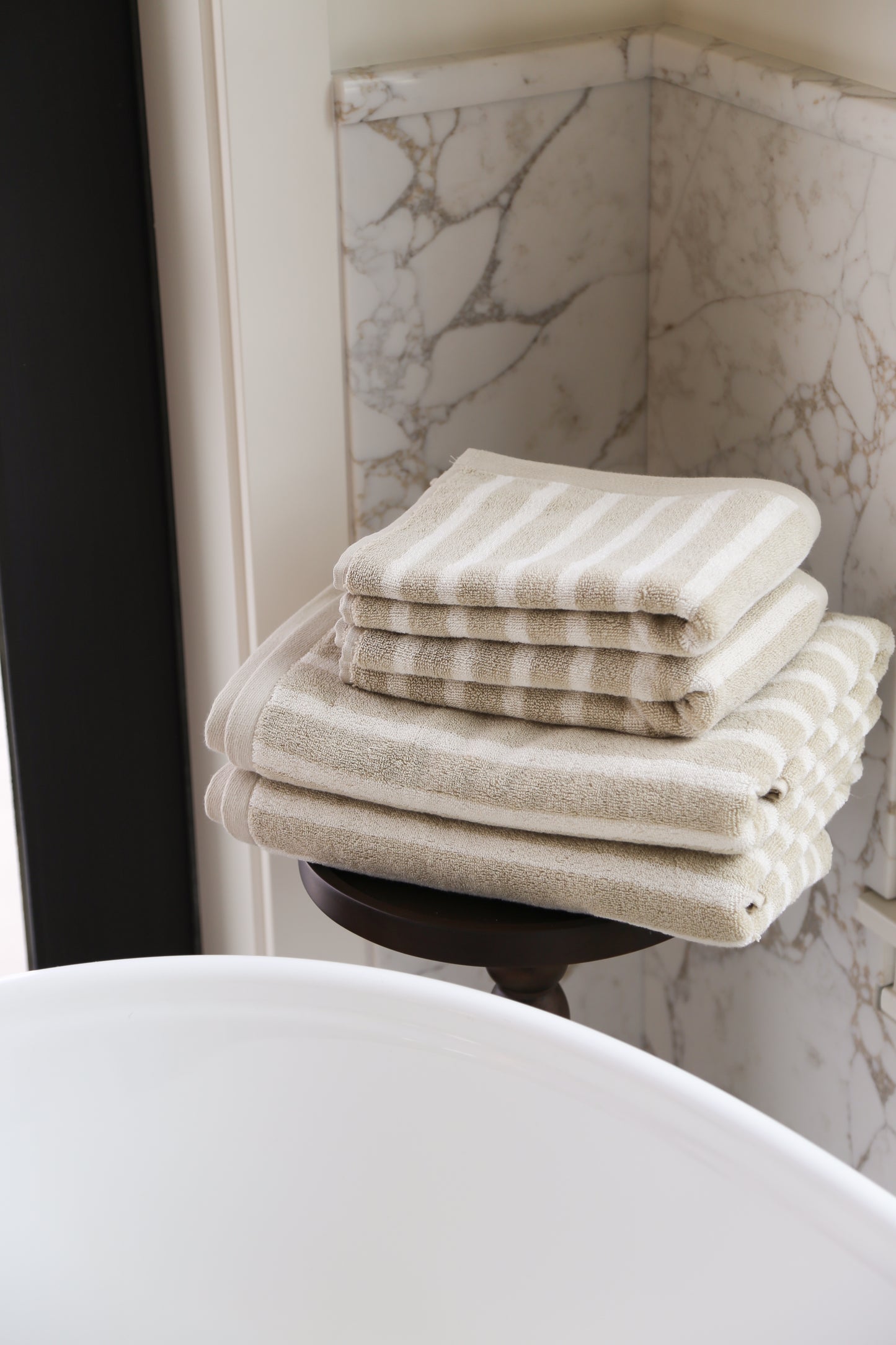 Bonnie Bath Towel - Beige