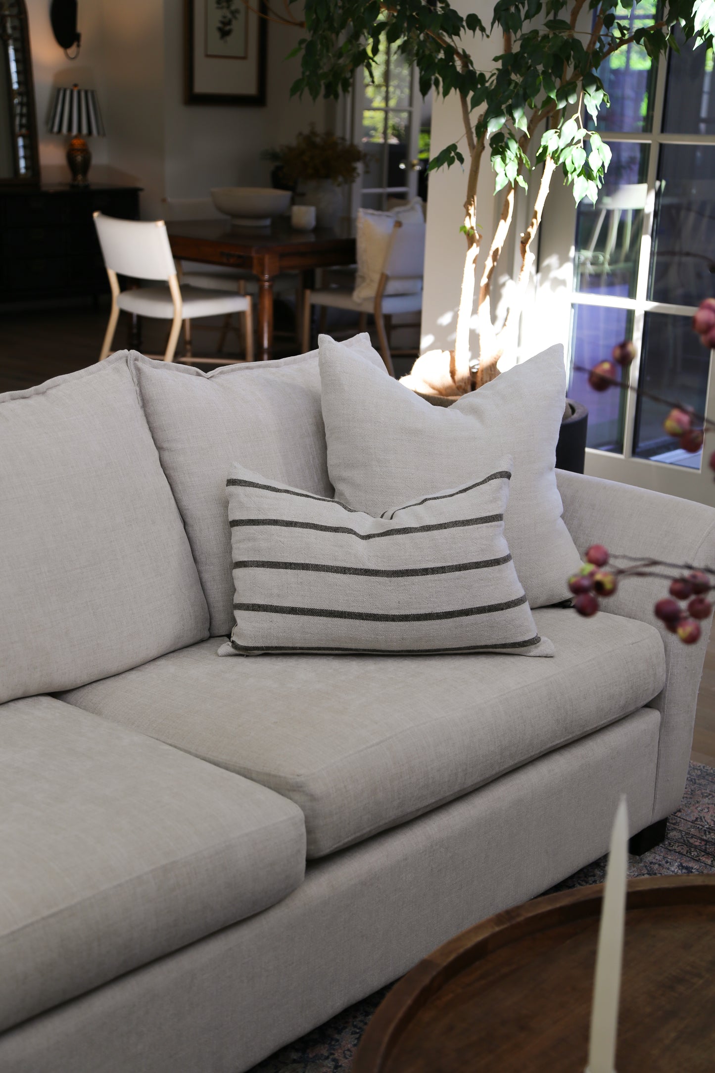 Melvin Lumbar Pillow