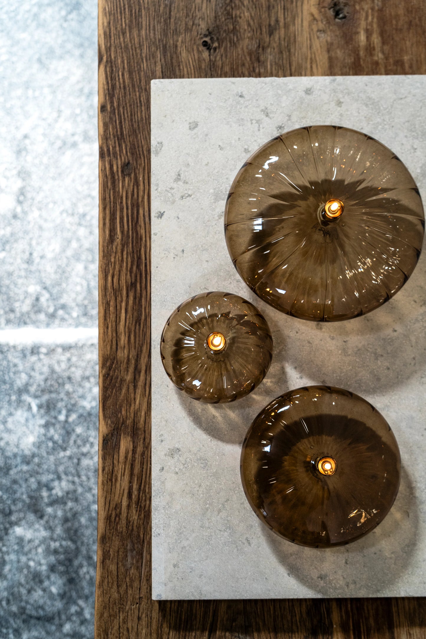 Elegant Champagne Disc Oil Lamp