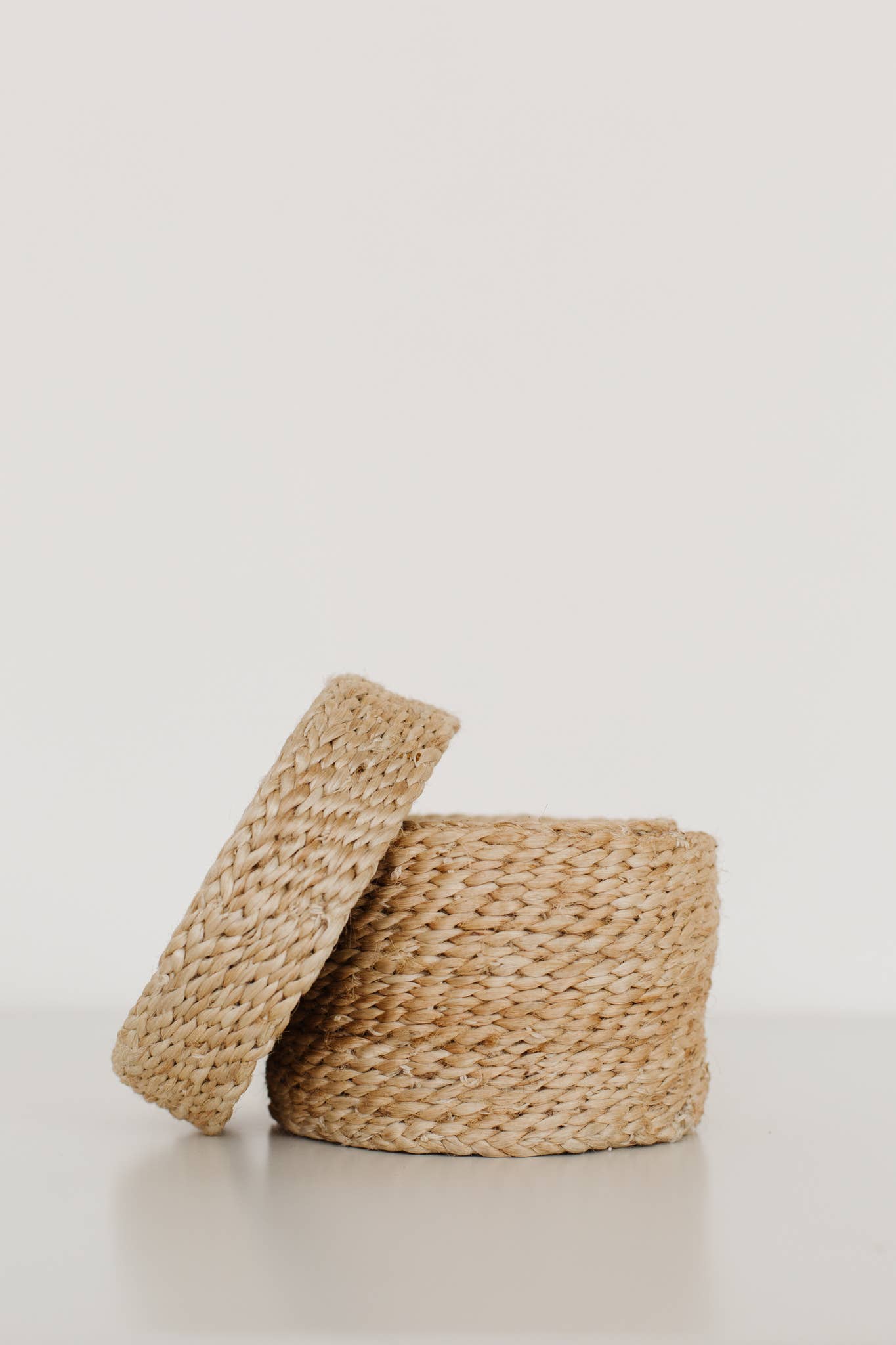 Round Jute Coaster Set