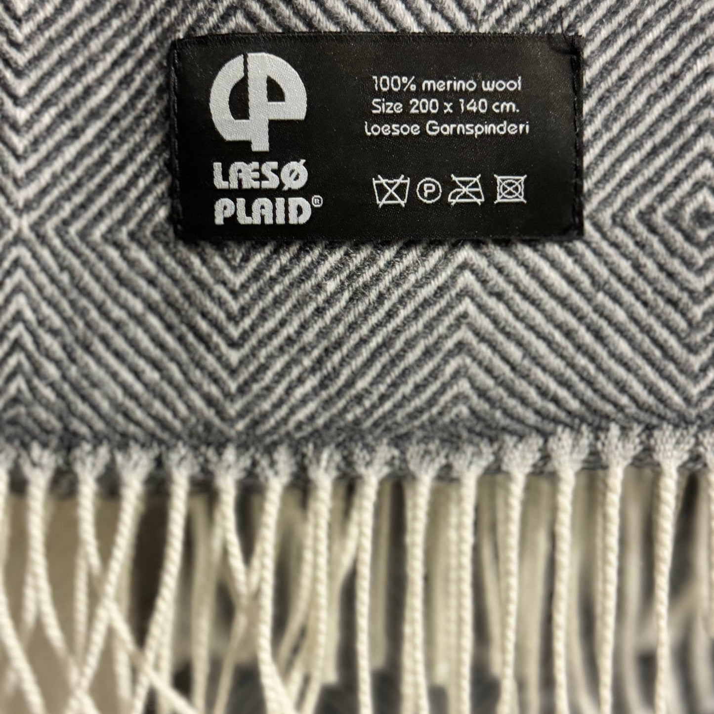 Laesoe Wool Throw - Dark Grey