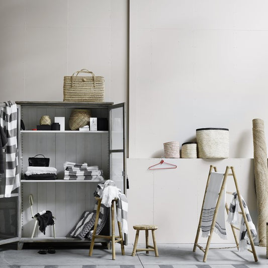 Rectangular Basket w/ Lid - Medium