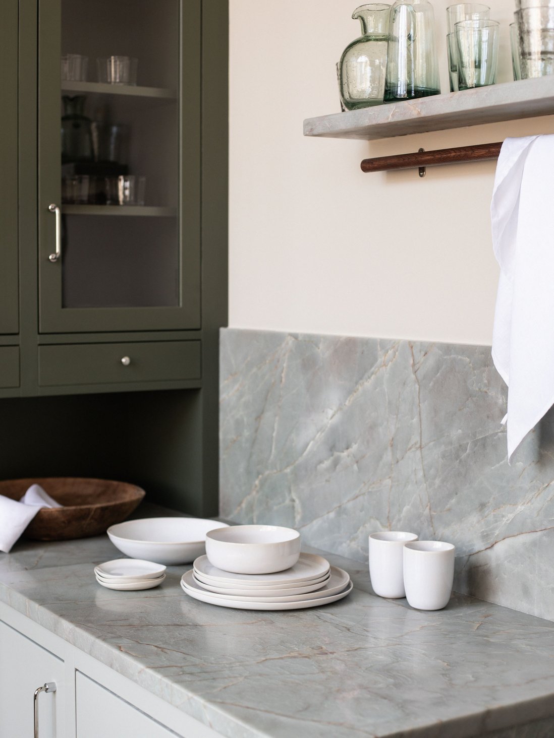 dinnerware