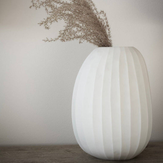 Organic Vase 04 - Opal White