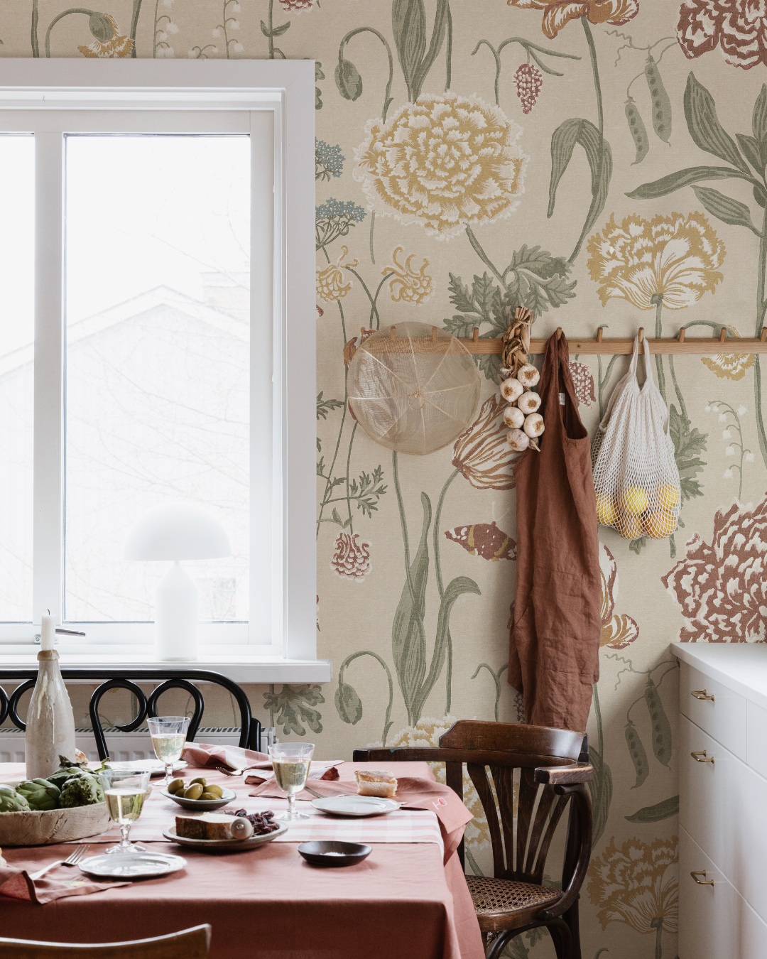 Aurelie Mural, Sand