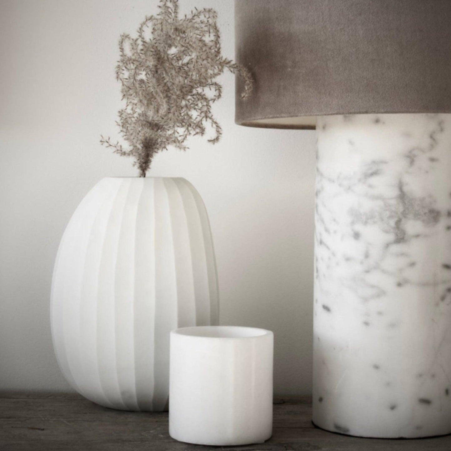 Organic Vase 04 - Opal White