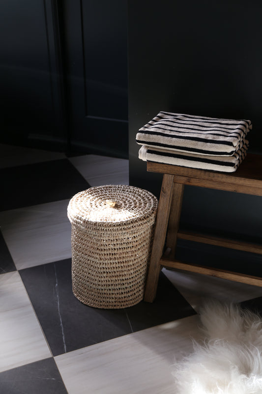 Bonnie Bath Towel - Black