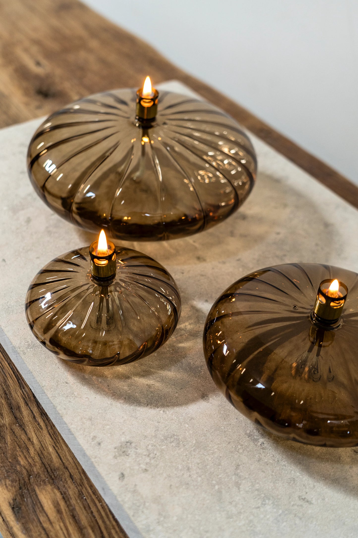 Elegant Champagne Disc Oil Lamp