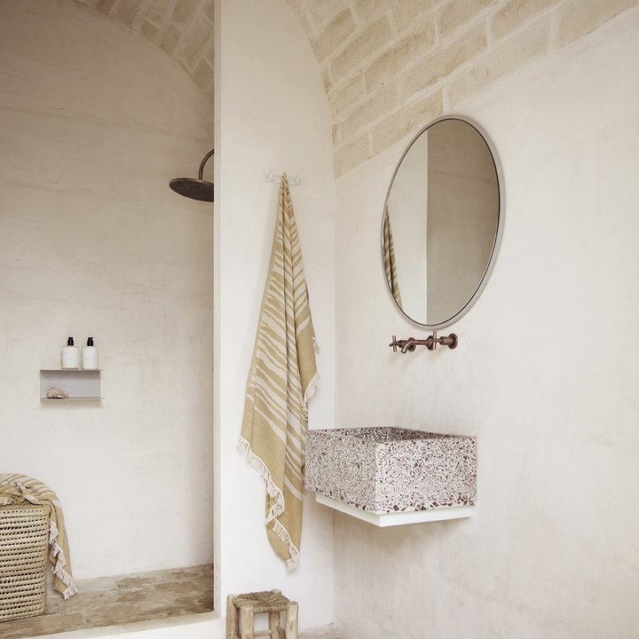 Laundry Basket w/ Lid